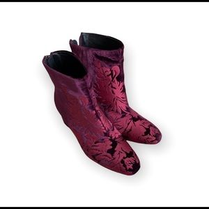 Embroidered Velvet Booties - Alexandre Birman